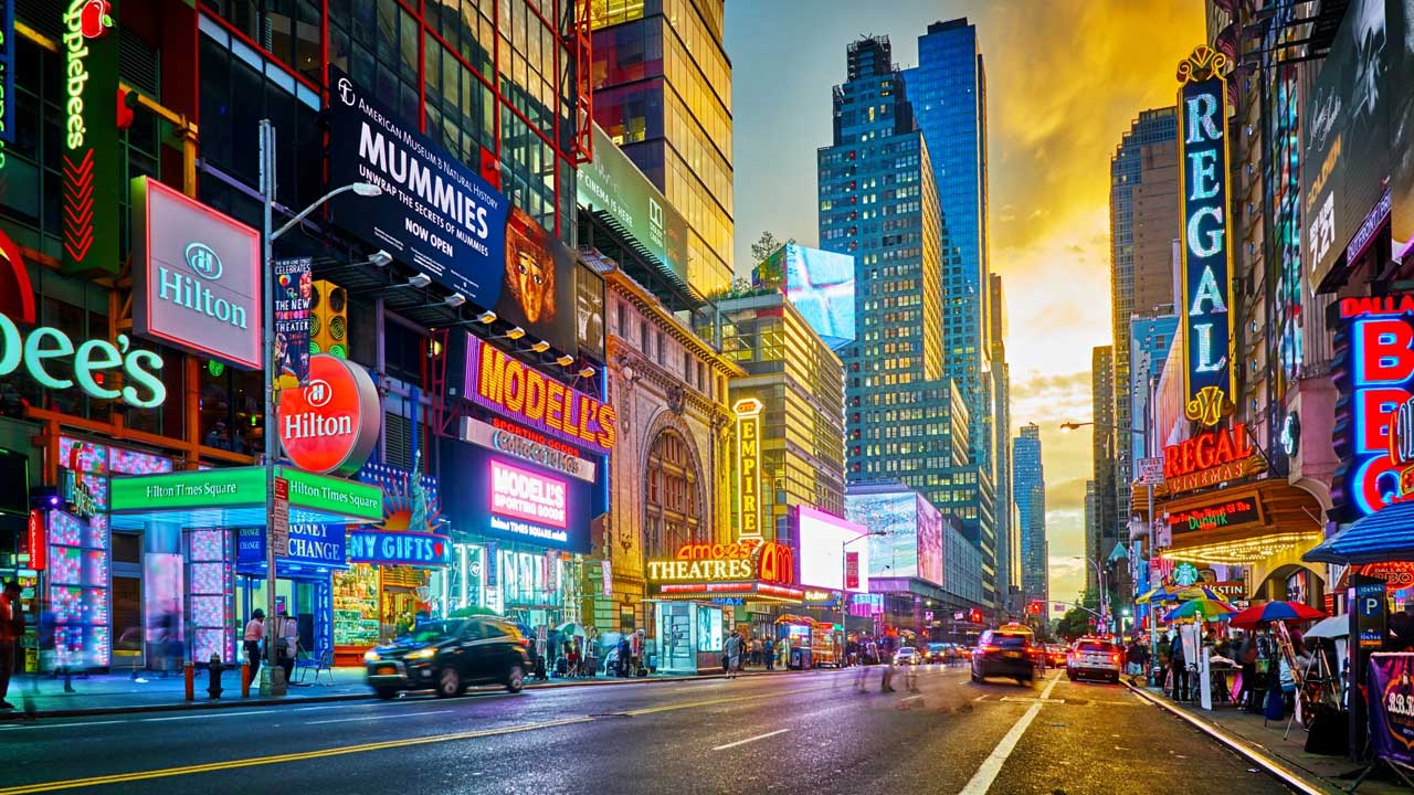 5 Sumérgete en la energía inigualable de Nueva York durante 5 días llenos de aventura.