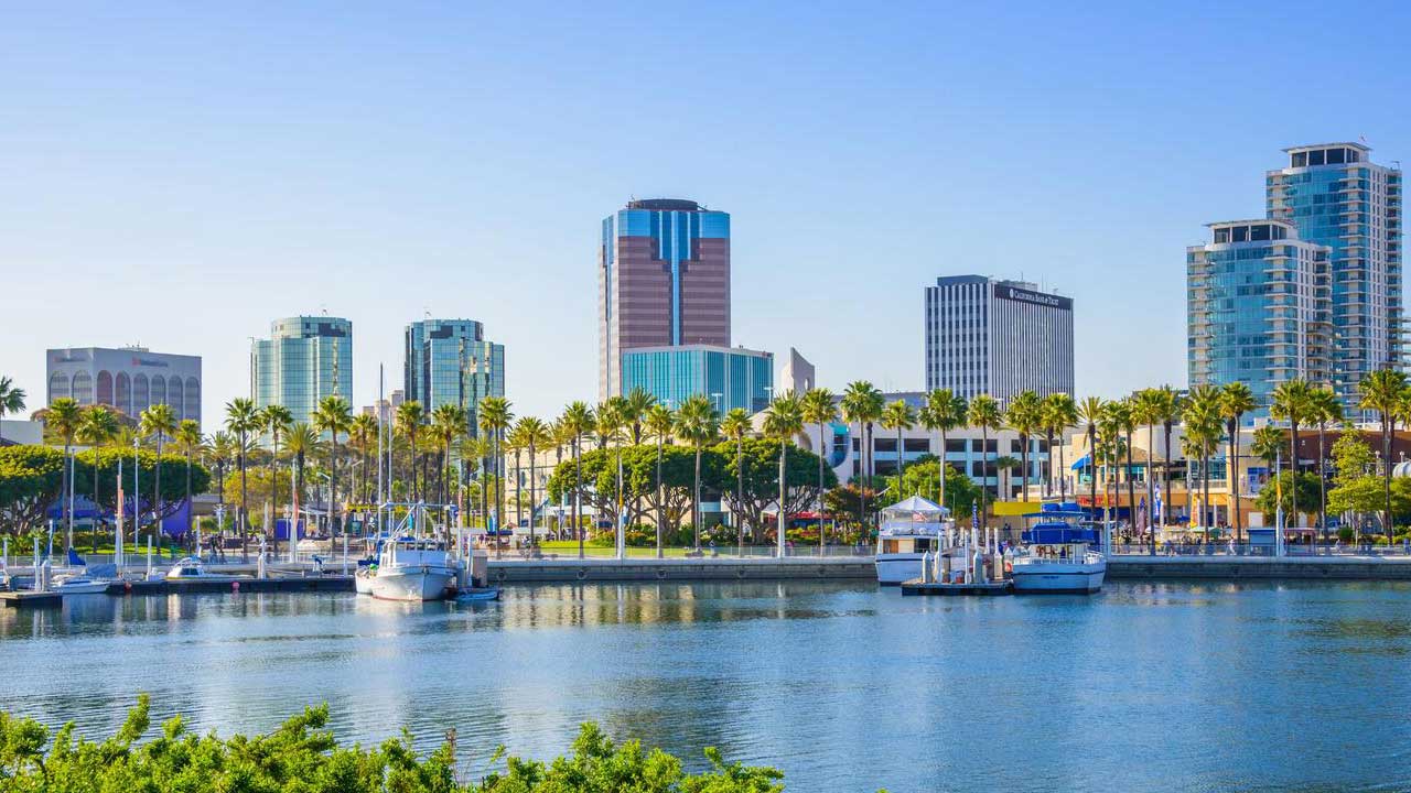 2 Embárcate en una emocionante travesía desde Los Ángeles hasta San Francisco, explorando lugares icónicos